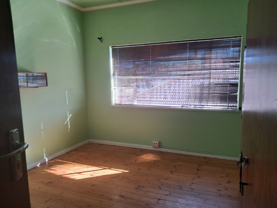 3 Bedroom Property for Sale in Heuwelkruin Eastern Cape